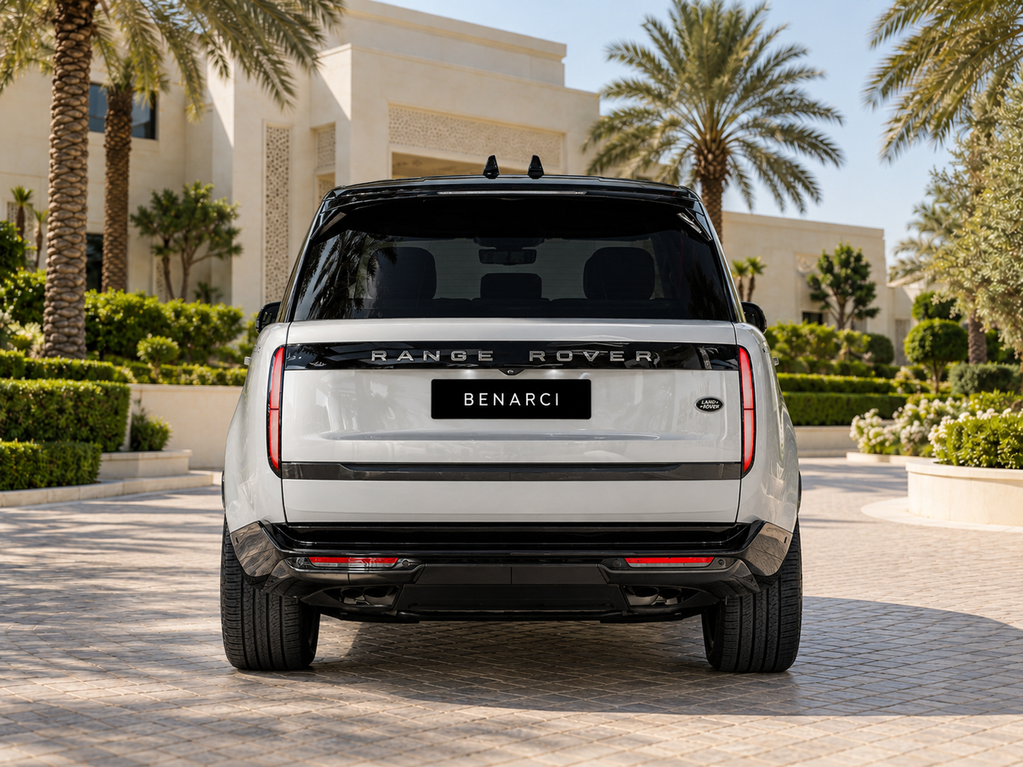 Range Rover Vogue — miniature 3